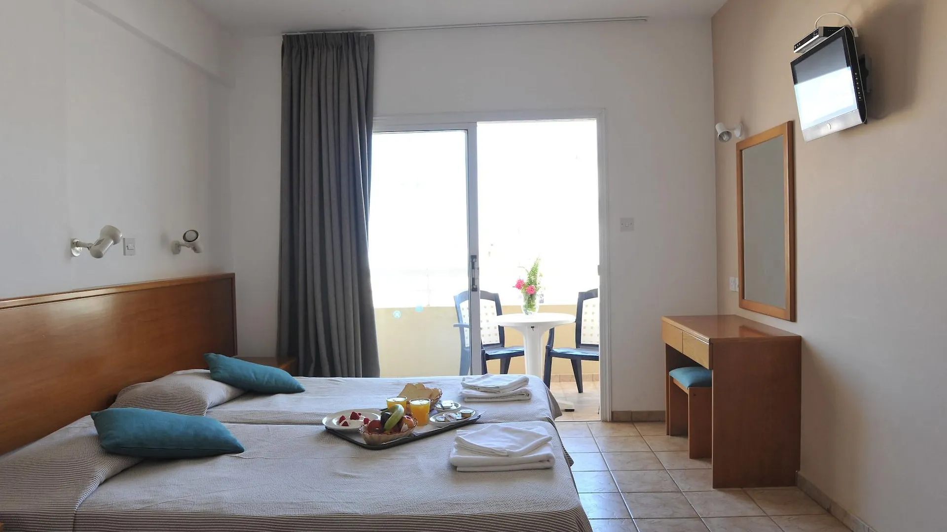 Captain Karas Holidays Apartments Protaras Aparthotel